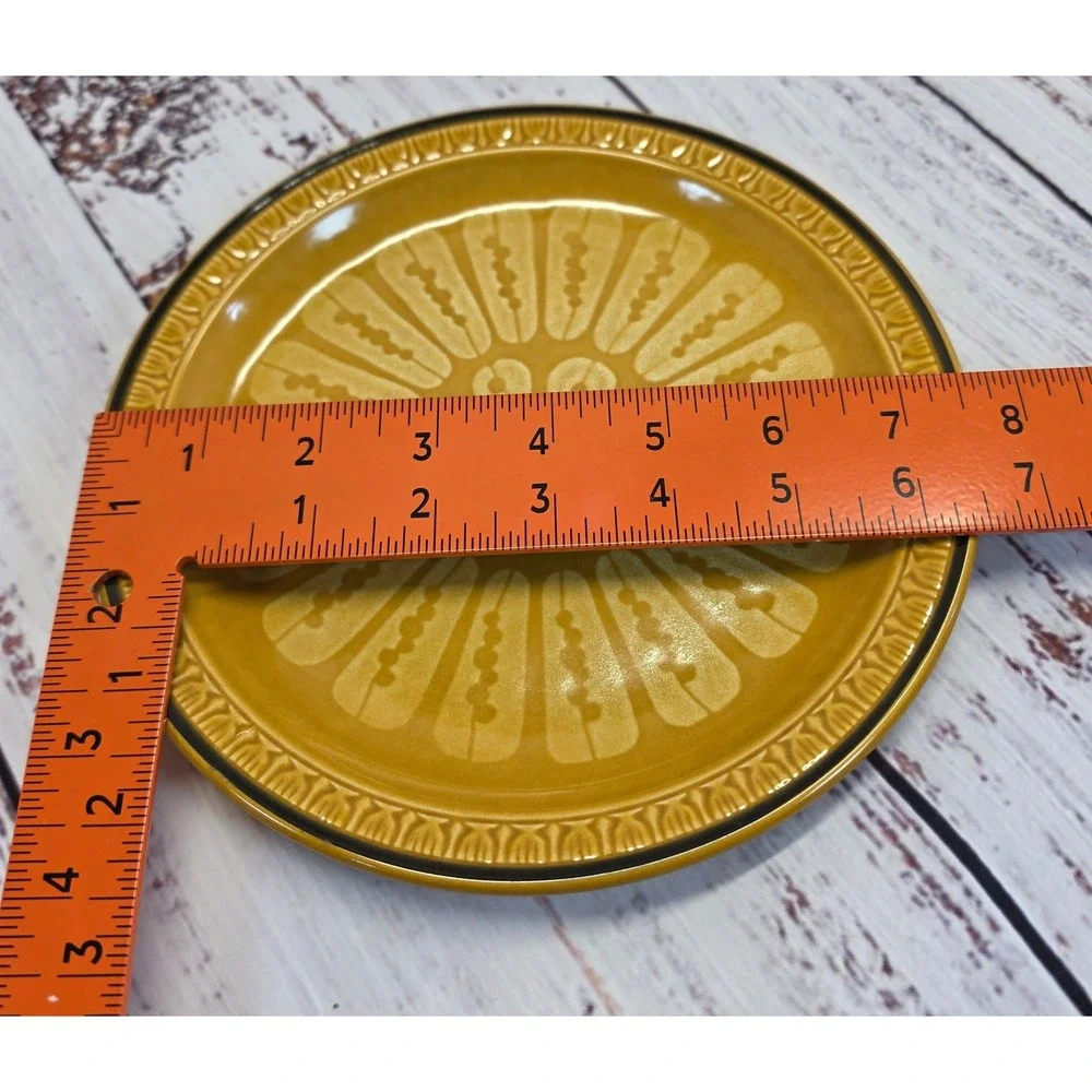 Suzuka Stone Mesa Gold Plate Unisex 6.5